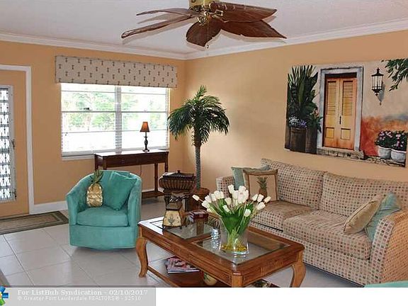 2nd image of 292 Grantham Cir #F