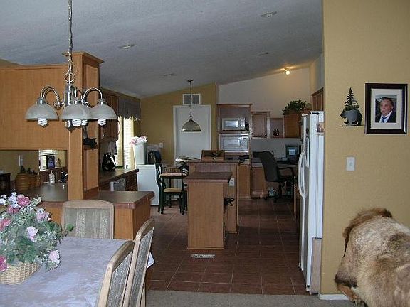 5th image of 1826 S Crandell --