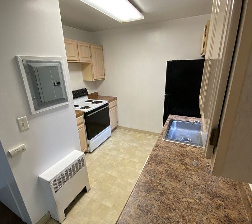 1st image of 108 Northampton Rd APT 2B