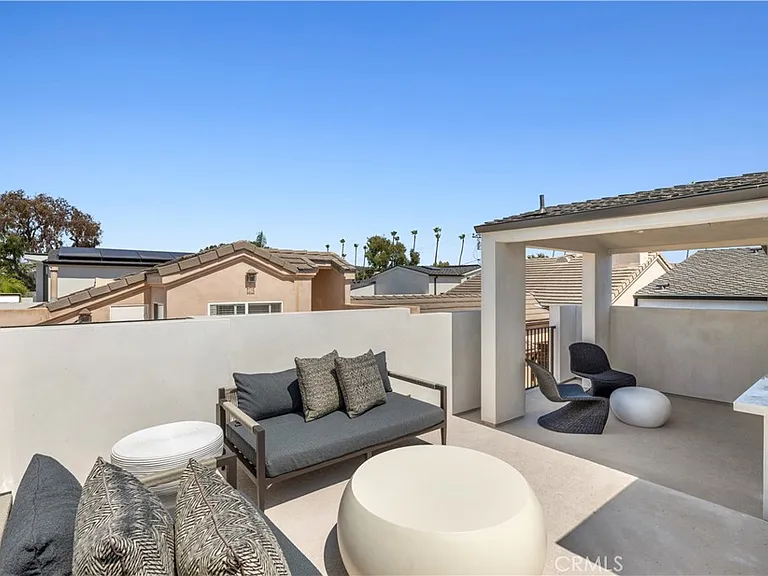 430 Fernleaf Ave — Photo 43
