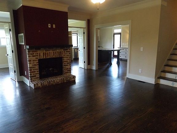 3rd image of 200 Chestnut Brown Ct