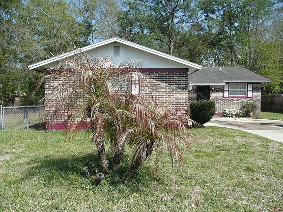 2nd image of 8311 Gullege Dr