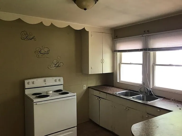 502 Webster St #B — Photo 9