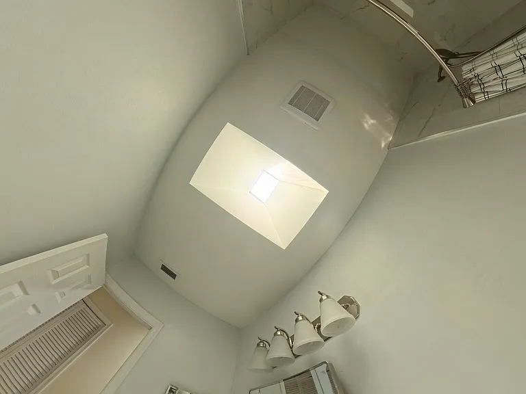 13484 Jonquil Ct — Photo 29