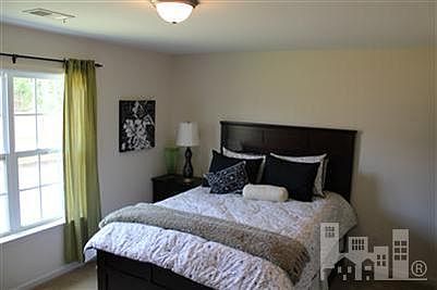 5th image of 1033 Bridgeport Way #32R