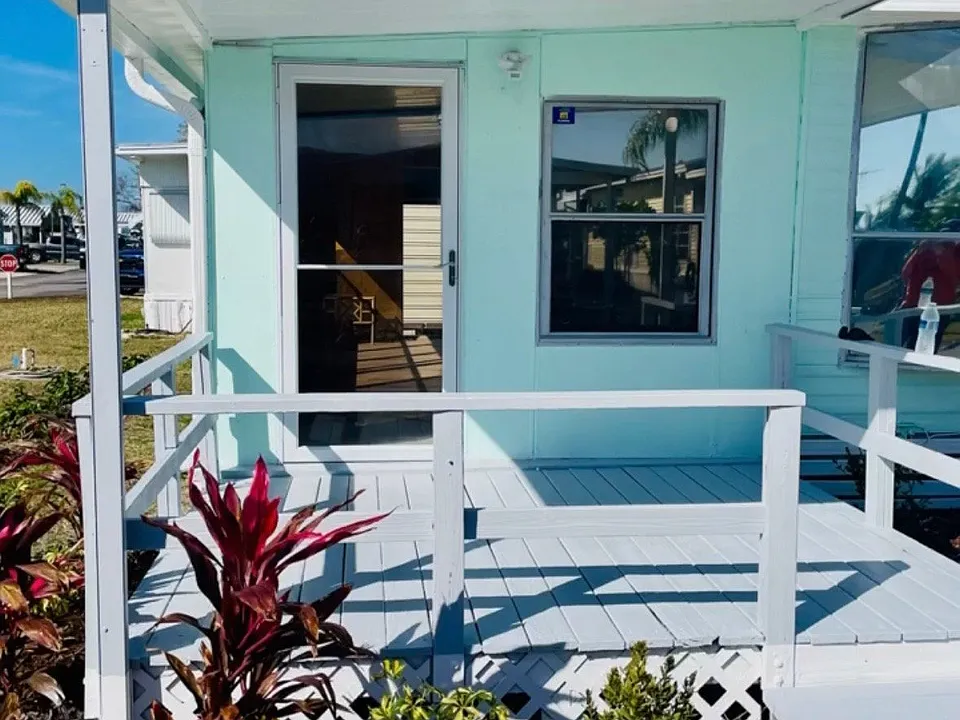 3715 Hula Cir