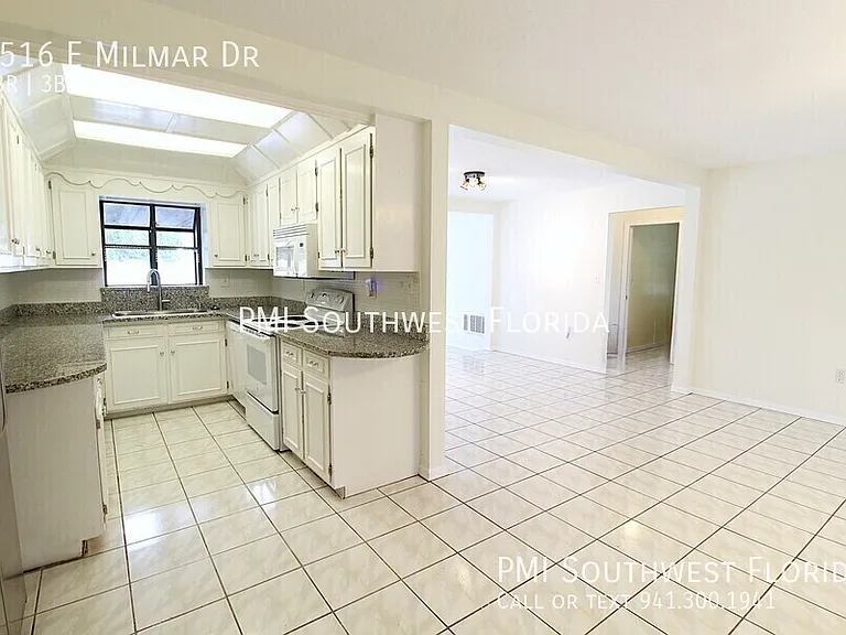 2516 E Milmar Dr — Photo 2