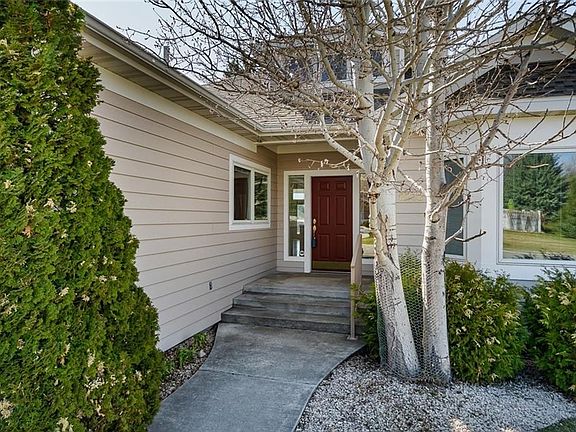 2nd image of 2232 Remington Sq