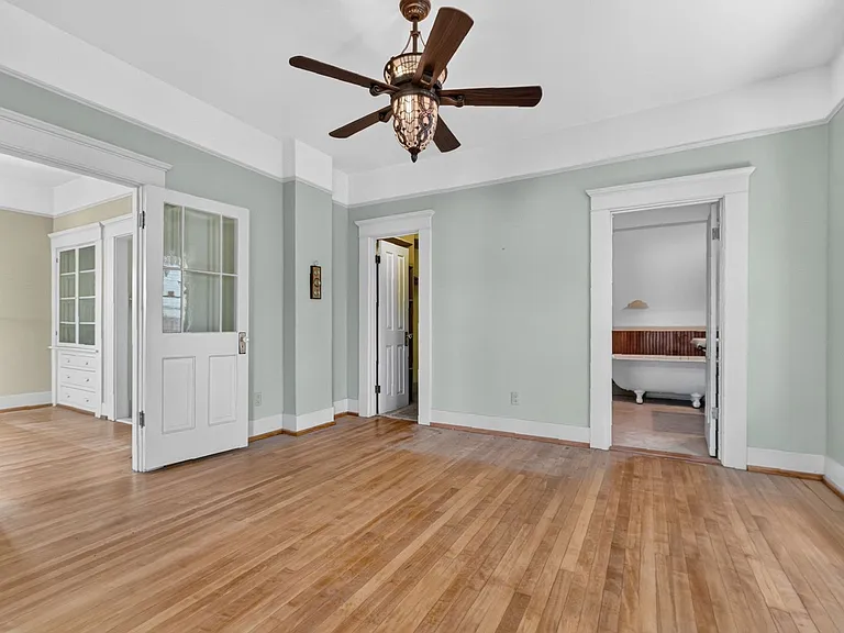 215 S Marina St — Photo 17