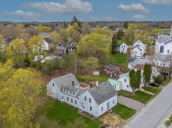 17 Green Street, Thomaston, ME 04861