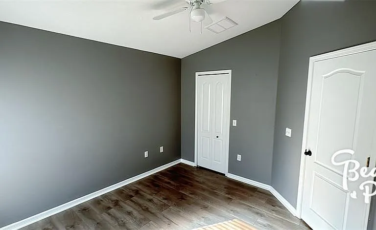 12602 Evington Point Dr — Photo 16