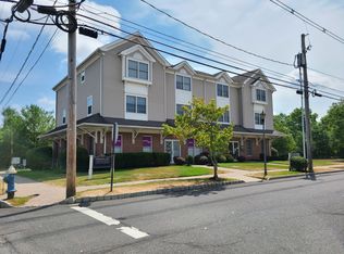 221 Sherman Ave APT 1, Berkeley Heights, NJ 07922