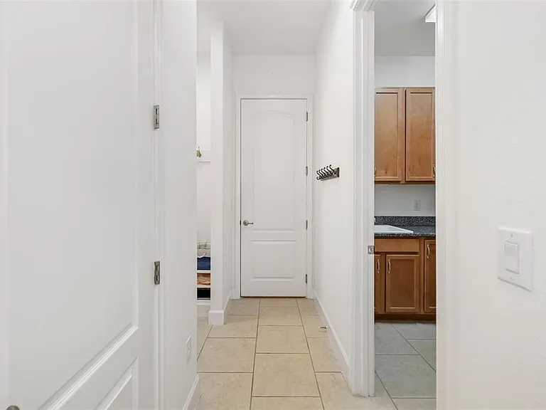 7070 Indus Valley Cir — Photo 32
