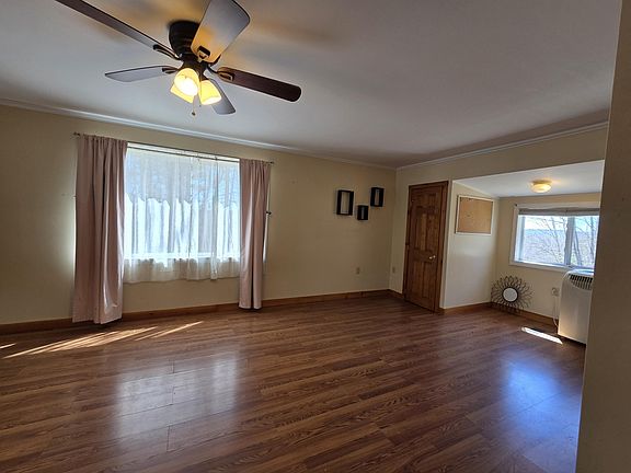 5th image of 70 Buzzell Lane