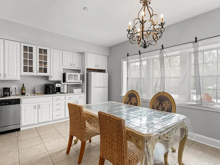 1 Augusta Ct — Photo 21