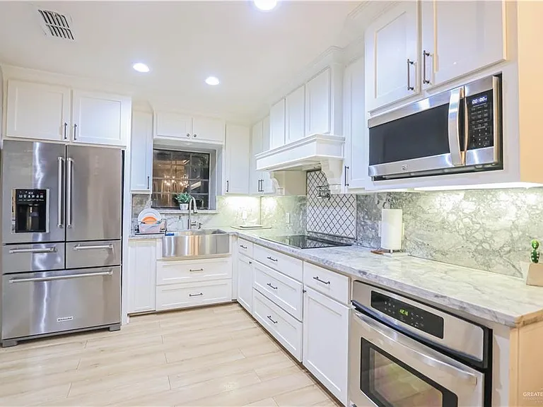 2306 Fox Run St — Photo 13