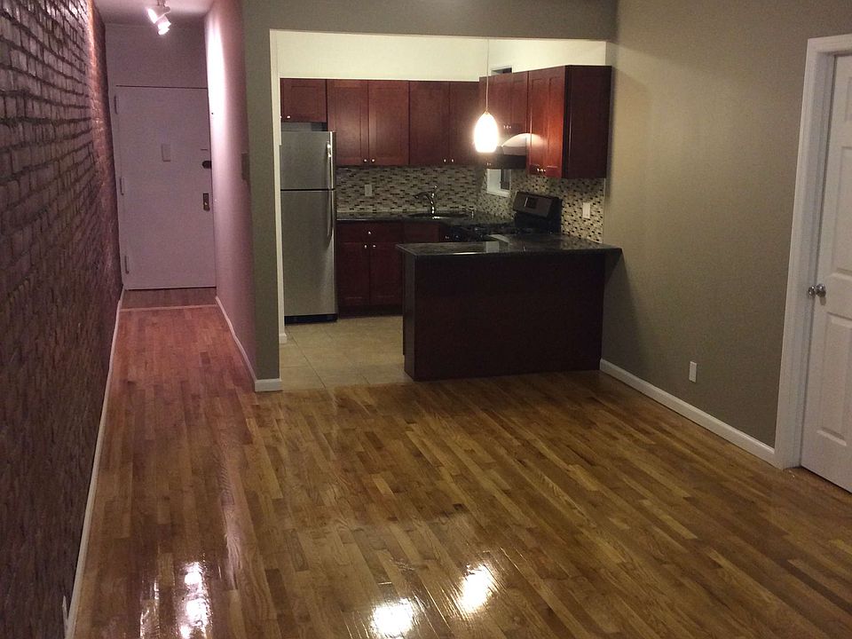 1st image of 3170 37th St APT 4F