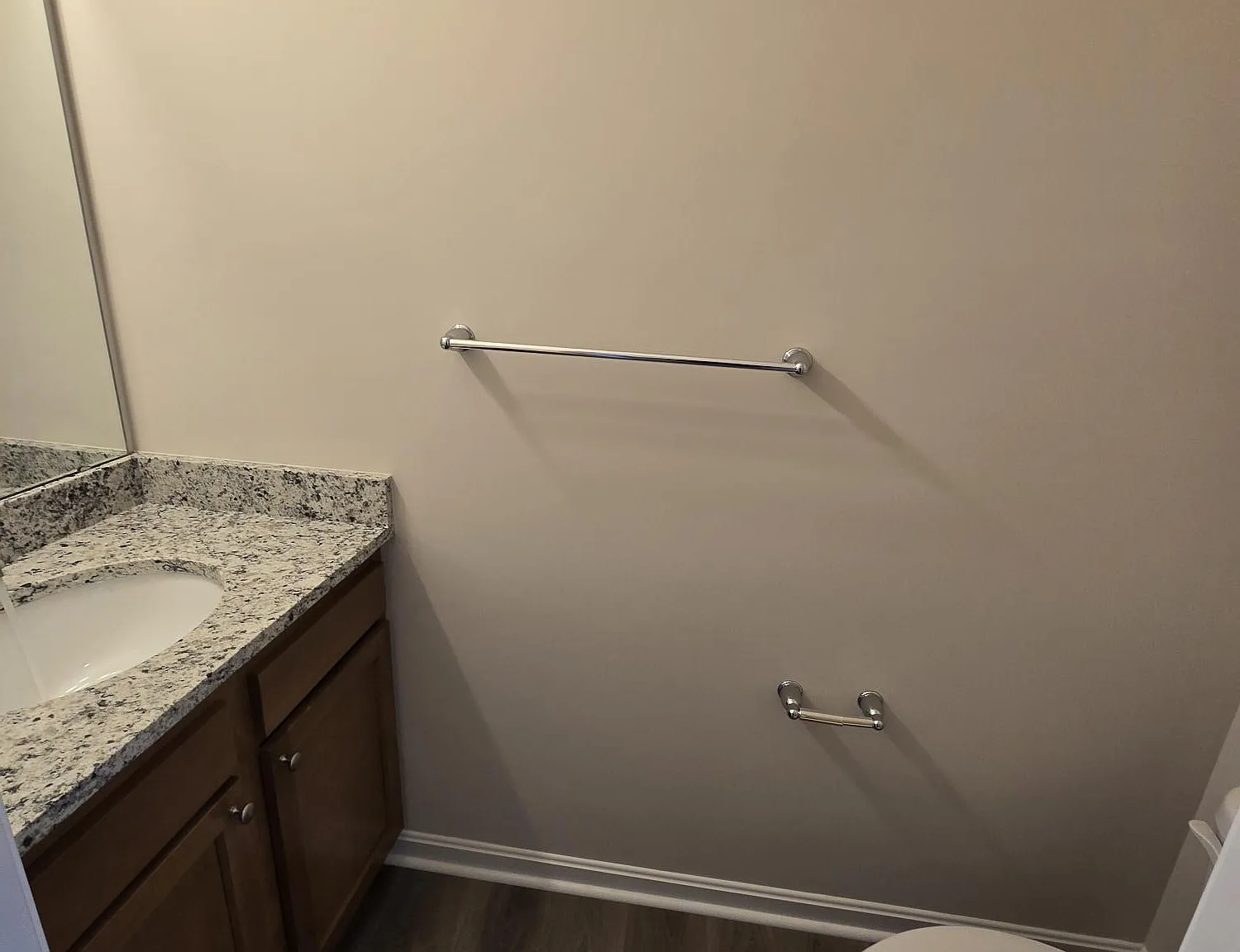 3 bed, 2.5 bath, 1425 sqft, $1,975 — Photo 3