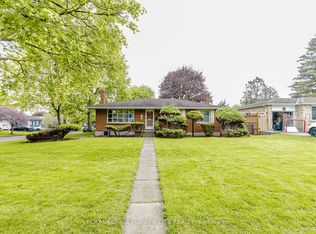 15 Cumberland Cres, London, ON N5X1B7