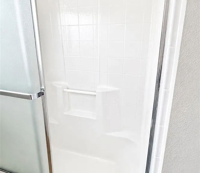7900 Woodman Ave #105 — Photo 27