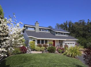 852 Western Dr, Santa Cruz, CA 95060