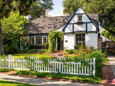 2089 E Mountain St, Pasadena, CA, 91104