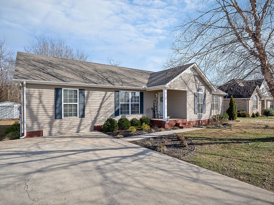 1st image of 351 Creek Ln
