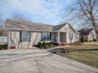 351 Creek Ln, McMinnville, TN 37110