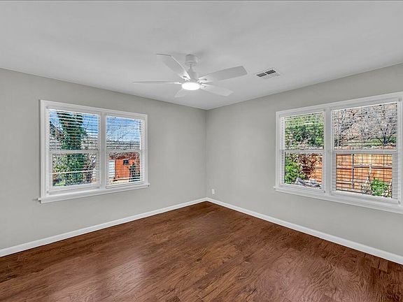 5th image of 239 N Main St