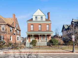 14 Charter Oak Pl APT 1, Hartford, CT 06106