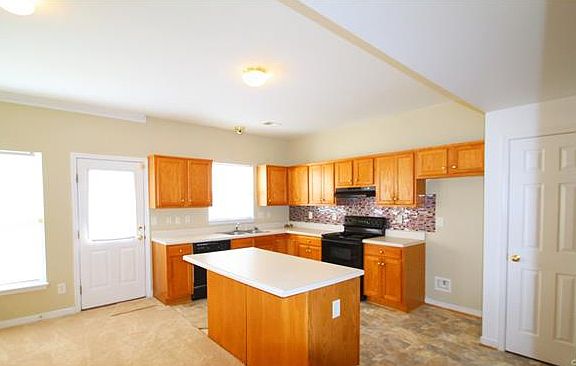 5th image of 5503 Millwheel Ln #0