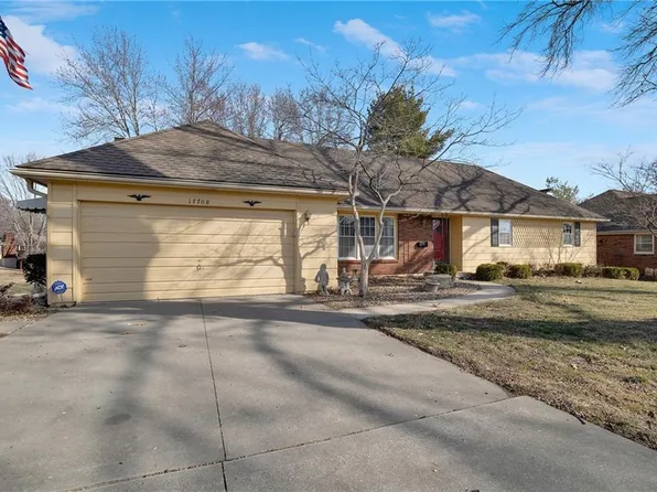 17708 E Dakota Dr, Independence, MO 64056
