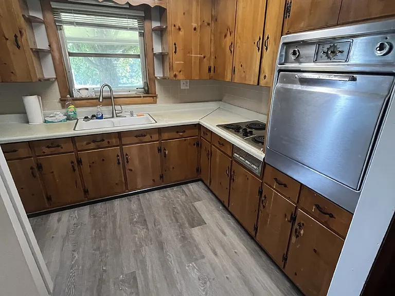3316 Sandy Ridge Rd — Photo 6