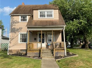 714 Jefferson Ave, Jeannette, PA 15644