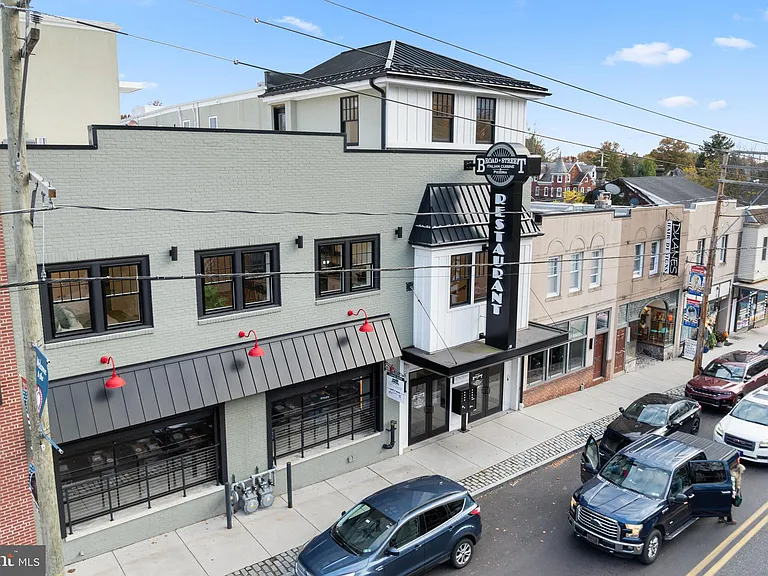 30 W Broad St #5 — Photo 39