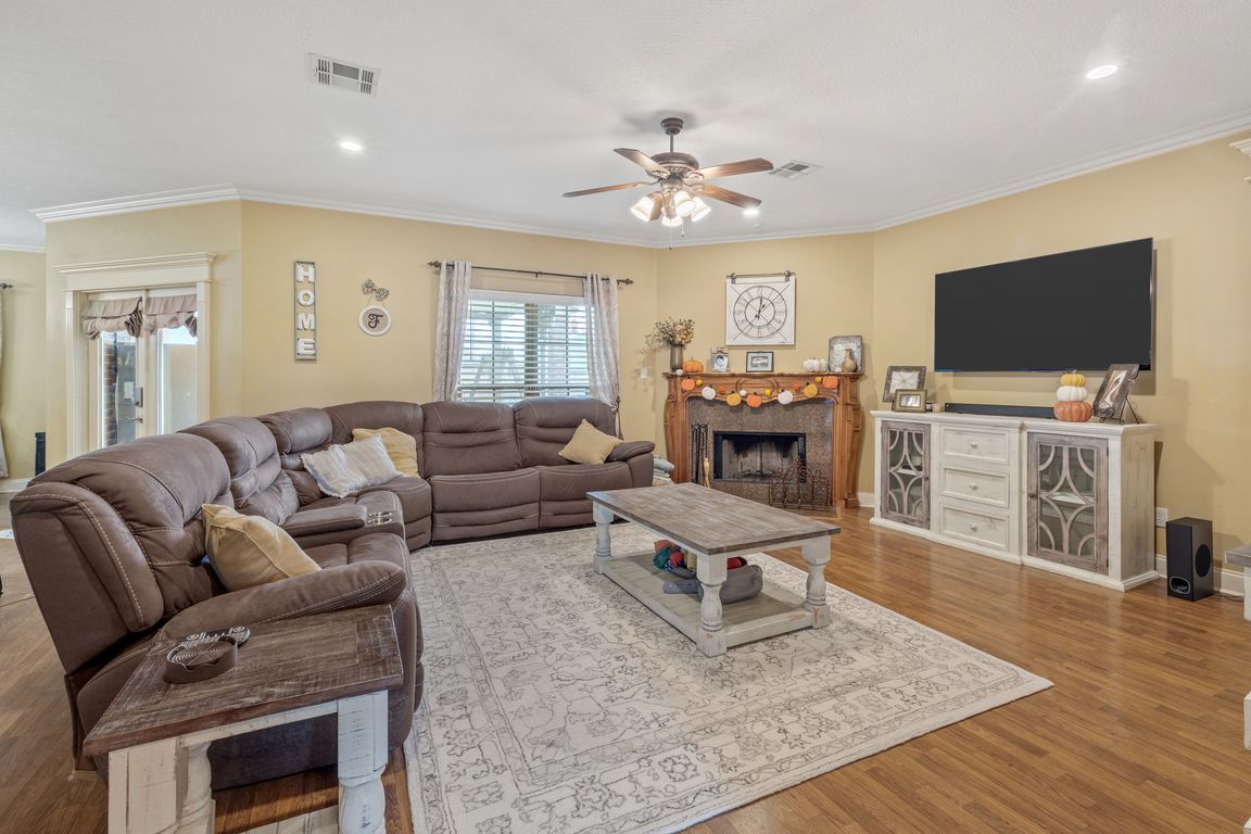 next background image