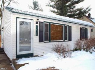 1438 County Road B E, Maplewood, MN 55109