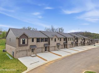 8954 Keenberg Ln, Knoxville, TN 37931