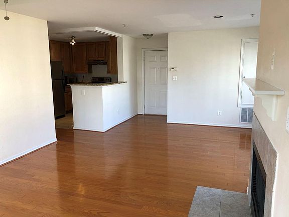 5th image of 9906 Boysenberry Way