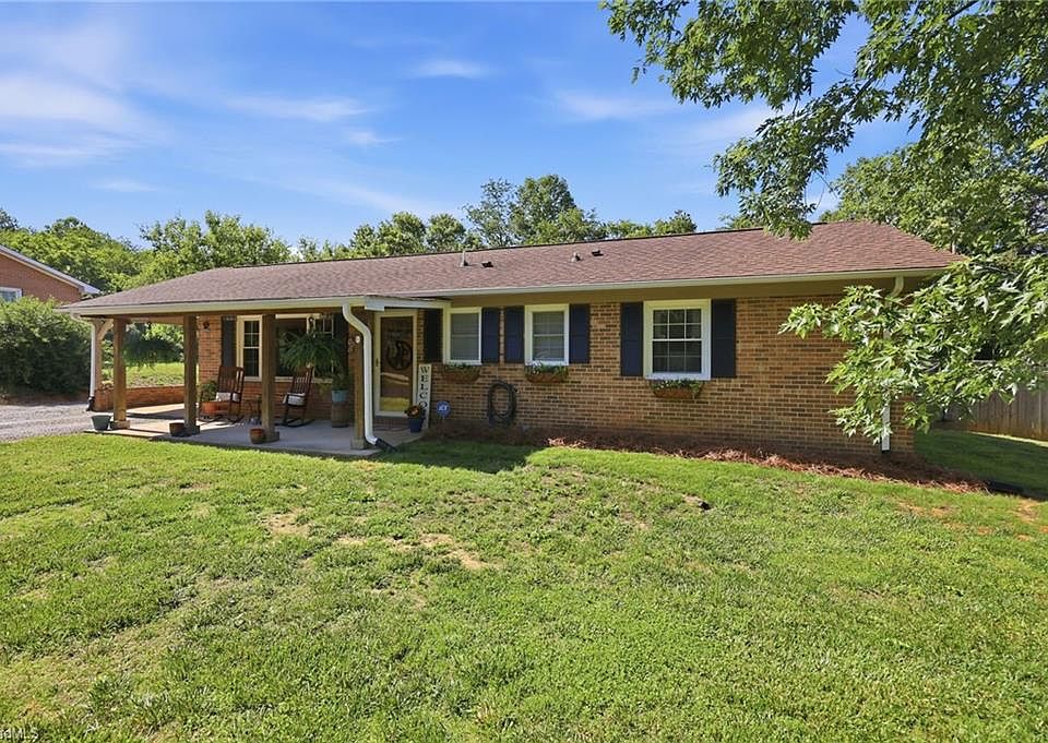 1st image of 433 Belvue Dr
