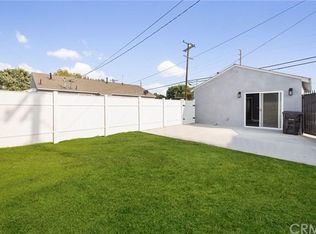 1805 N Greenbrier Rd, Long Beach, CA 90815