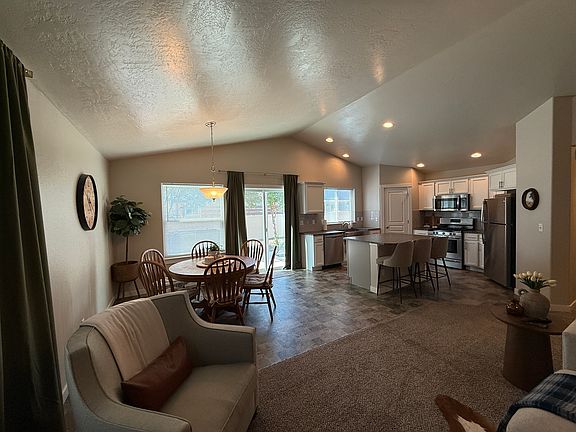 2nd image of 4251 W Peak Cloud Dr