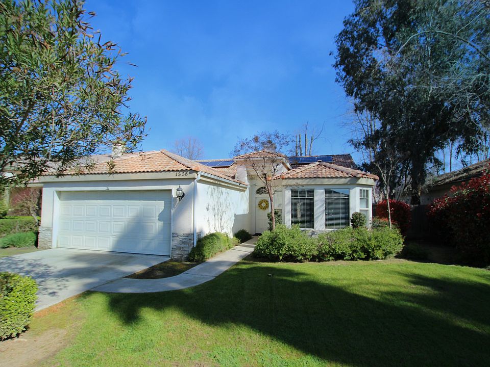1st image of 1338 E Dorothea Ave