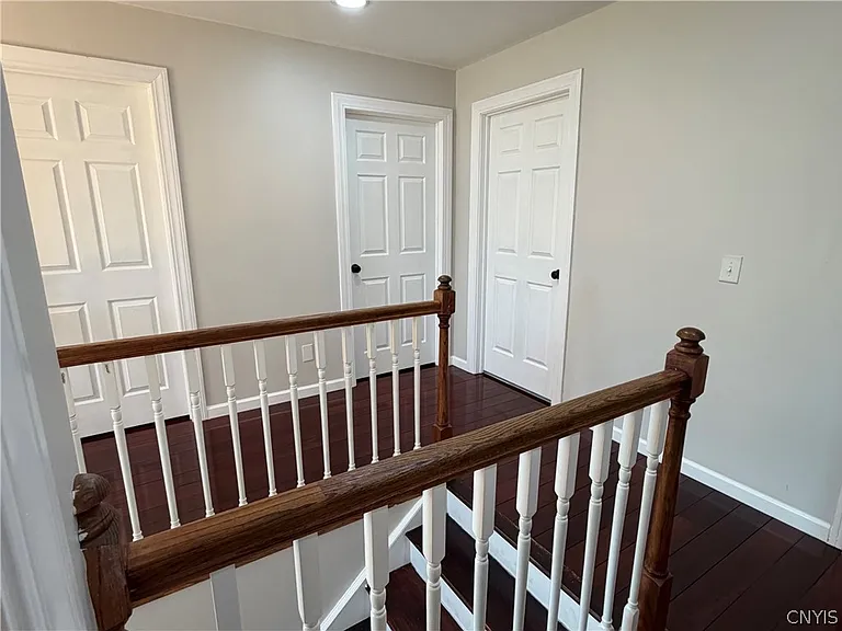 923 Emmett St — Photo 33