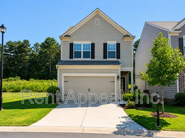 196 Highland Pointe Cir E, Dawsonville, GA 30534