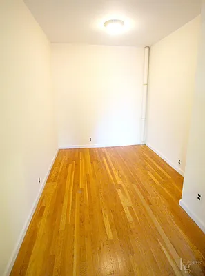 Rented by Hecht Group | media 13