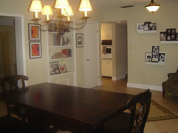 5th image of 1250 Forrest Hill Dr