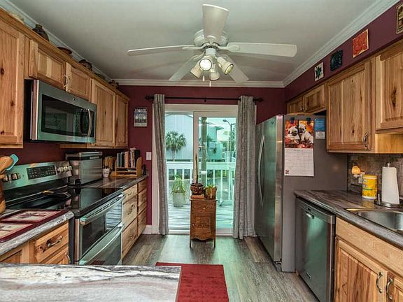 5th image of 8522 Gulf Blvd APT 18