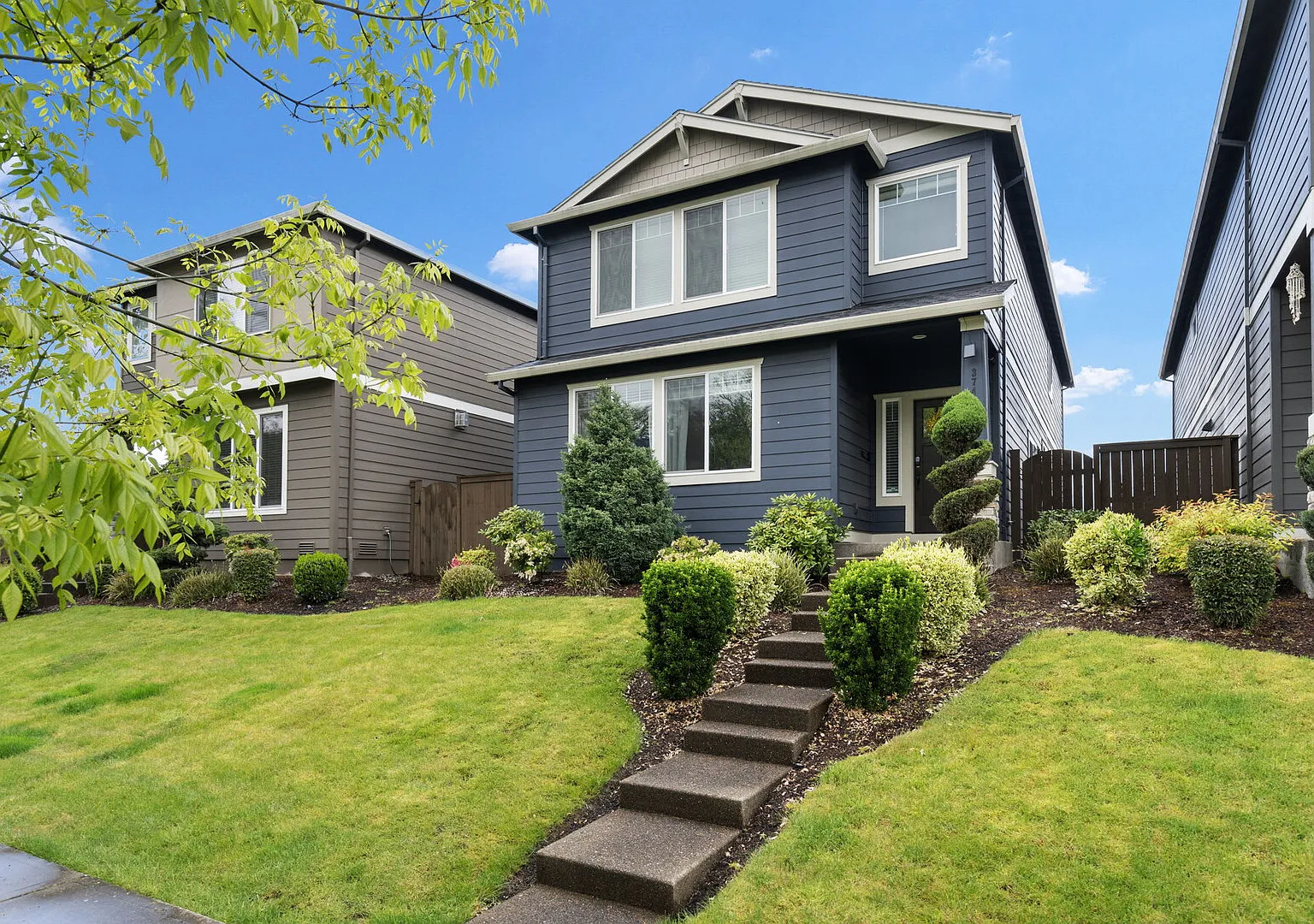 3BR Hillsboro Home Sleeps 6 Intel Pets OK — Photo 1