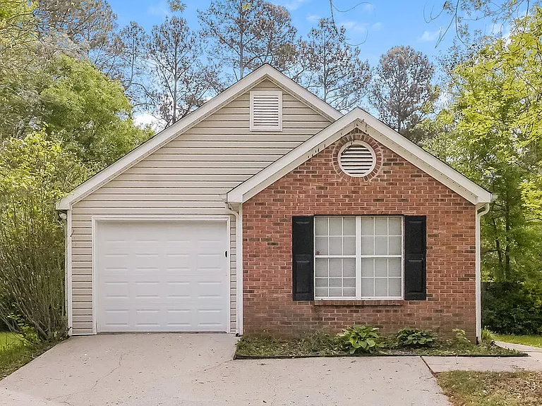 1464 Cain Ct N — Photo 1